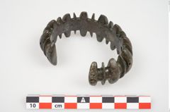 Foto von Bronzebuckelarmreif (NHMW-PRAE-026387)